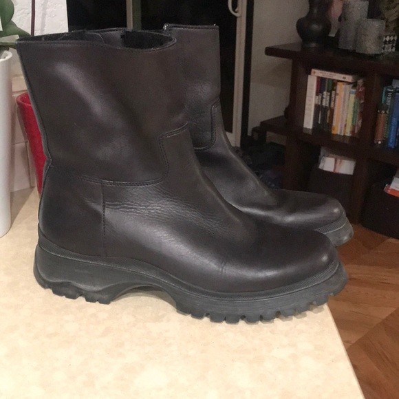 🔥Prada Boots 🔥 Special Edition - Picture 9 of 9